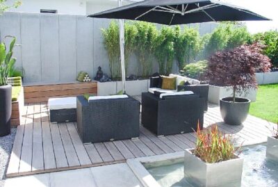Schöne Lounge für die Gartenausstattung